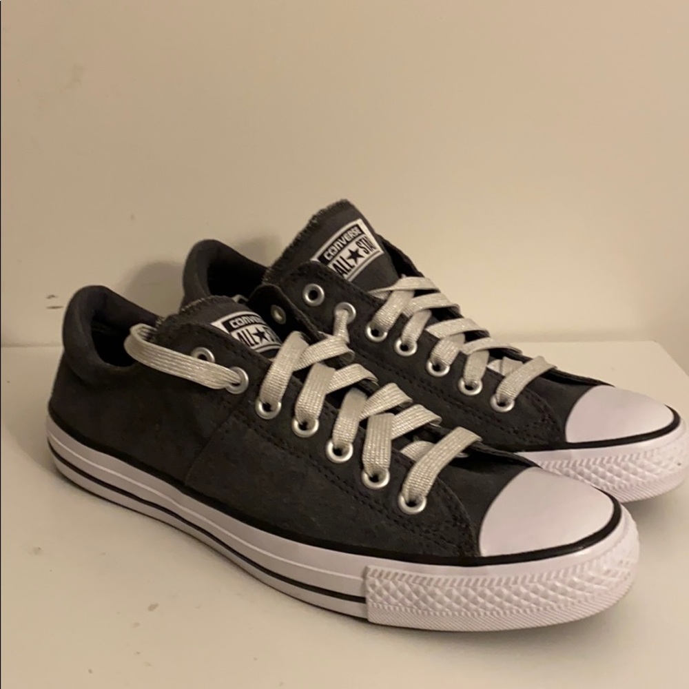 NWOT Converse charcoal canvas sneaker Sz 10